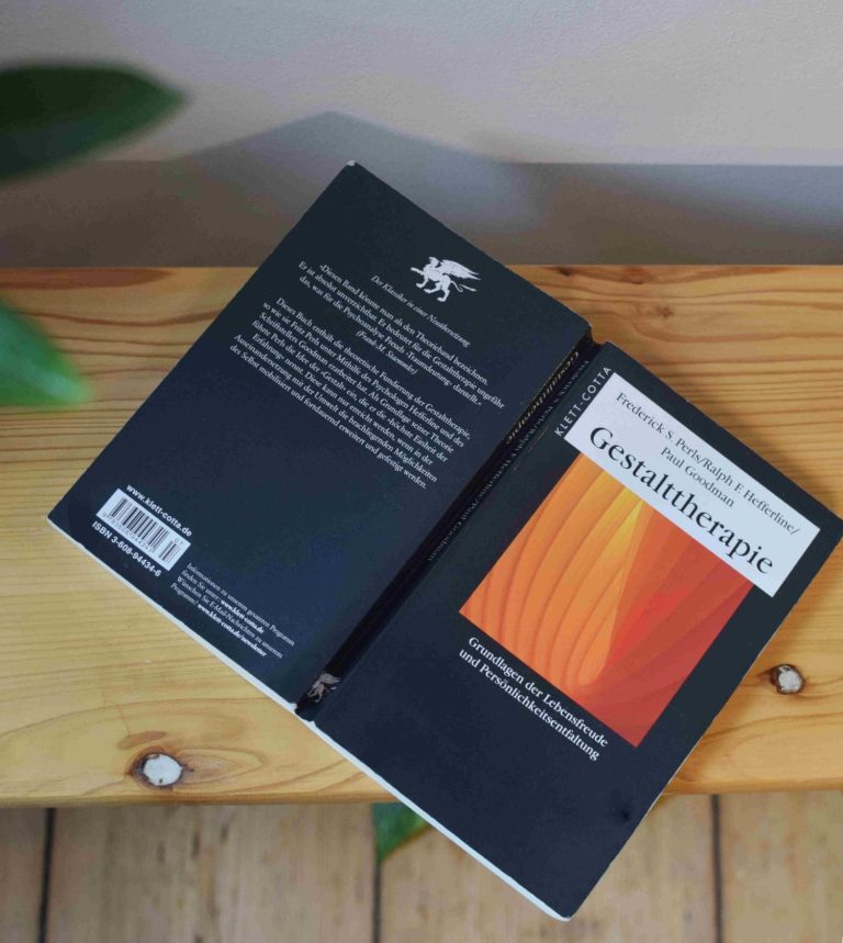 Fundierte Veränderungsprozesse in der Gestalttherapie Buch: Gestalttherapie von Fritz Perls